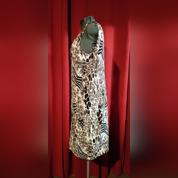 Adrienne Vittadini animal print dress - Picture 3 of 4